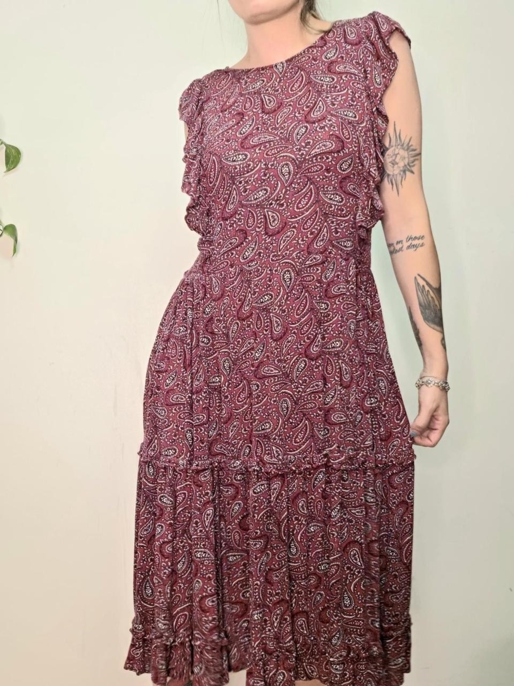 a.n.a Burgundy Boho Paisley Ruffle-sleeve Midi Dress Size M - Picture 3 of 7